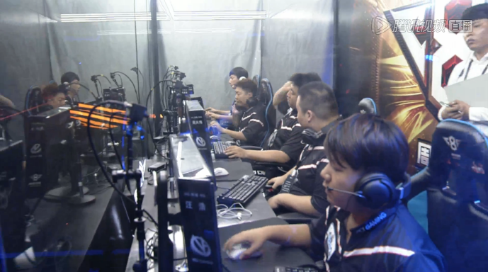 NAVI和 Spirit 将在PGL Astana 2025比赛 - 被邀请参加比赛的队伍已知