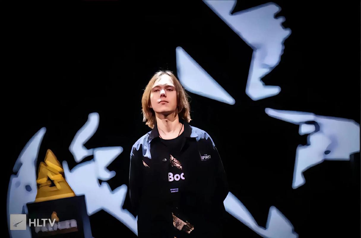 2023英雄联盟职业联赛春季赛总决赛，暨LPL十周年纪念颁奖典礼，即将于4月15日在上海梅赛德斯-奔驰文化中心举行