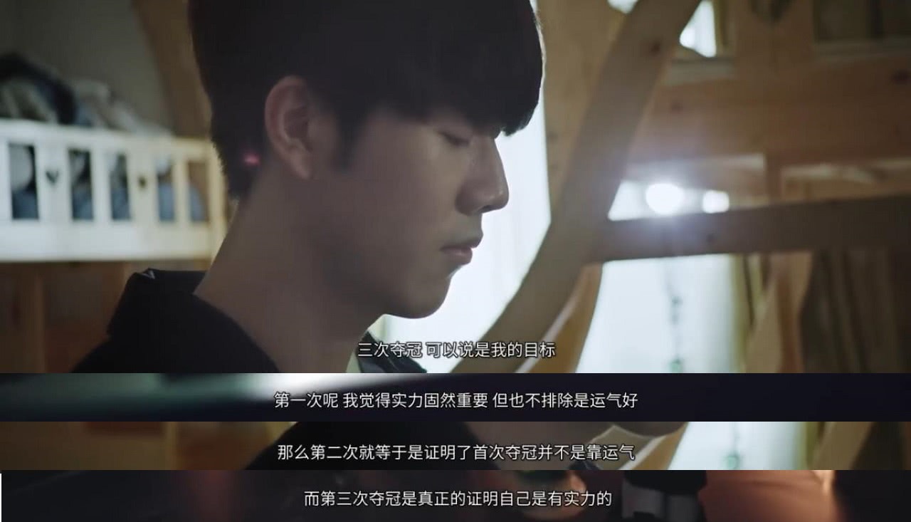 Zeus , 快点回来😭 Doran 的武器潜伏成功！秀神 Fox 击倒了 faker ，而 Dplus KIA 赢得了 T1