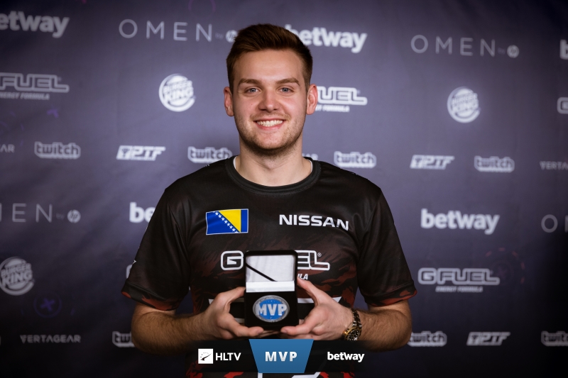 【赛前预告】2025LPL春季赛 1月23日 FPX vs SN